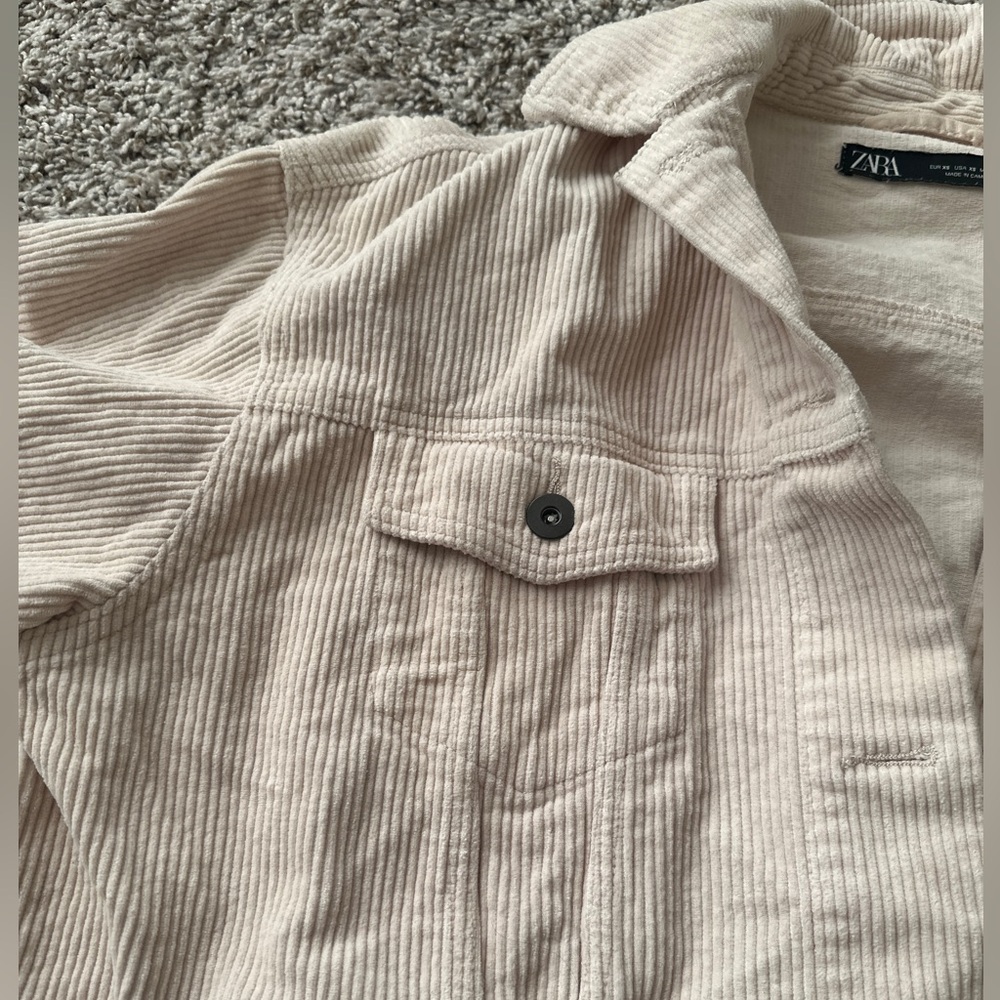 Jacket - Picture 5 of 6